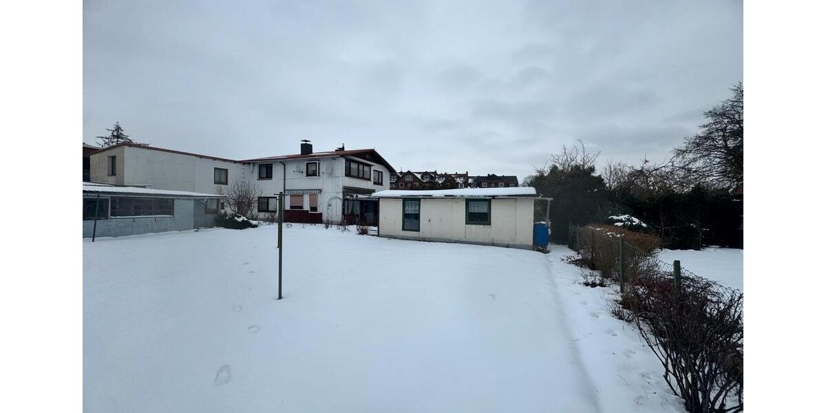 Mehrfamilienhaus, Wohnhaus Kiel Friedrichsort - 3 Zimmer, 180 m&sup2;, 450.000&euro; | Angebot:24974725