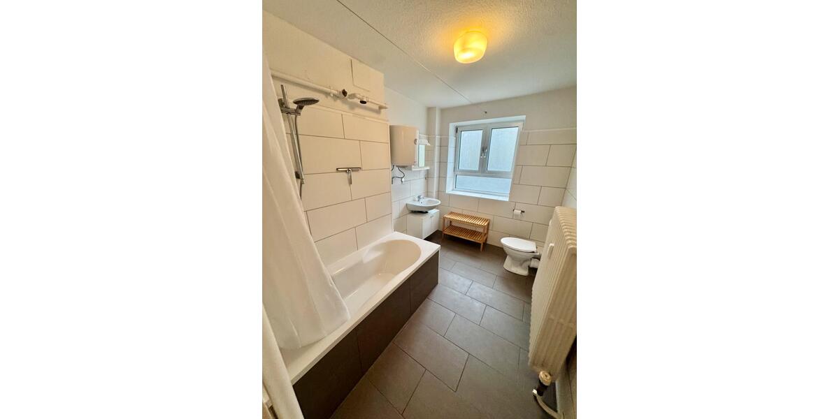 Hochparterre Kiel Blücherplatz - 2 Zimmer, 78 m&sup2;, 1.295&euro; | Angebot:24606406