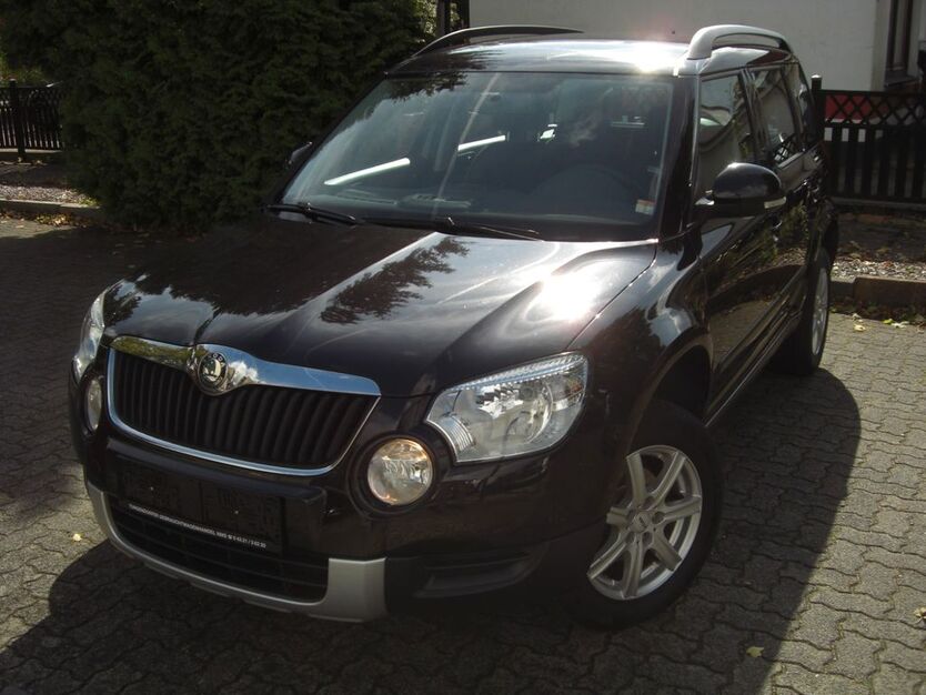 Skoda Yeti 118.000 km 8.180 € Neumünster 24536