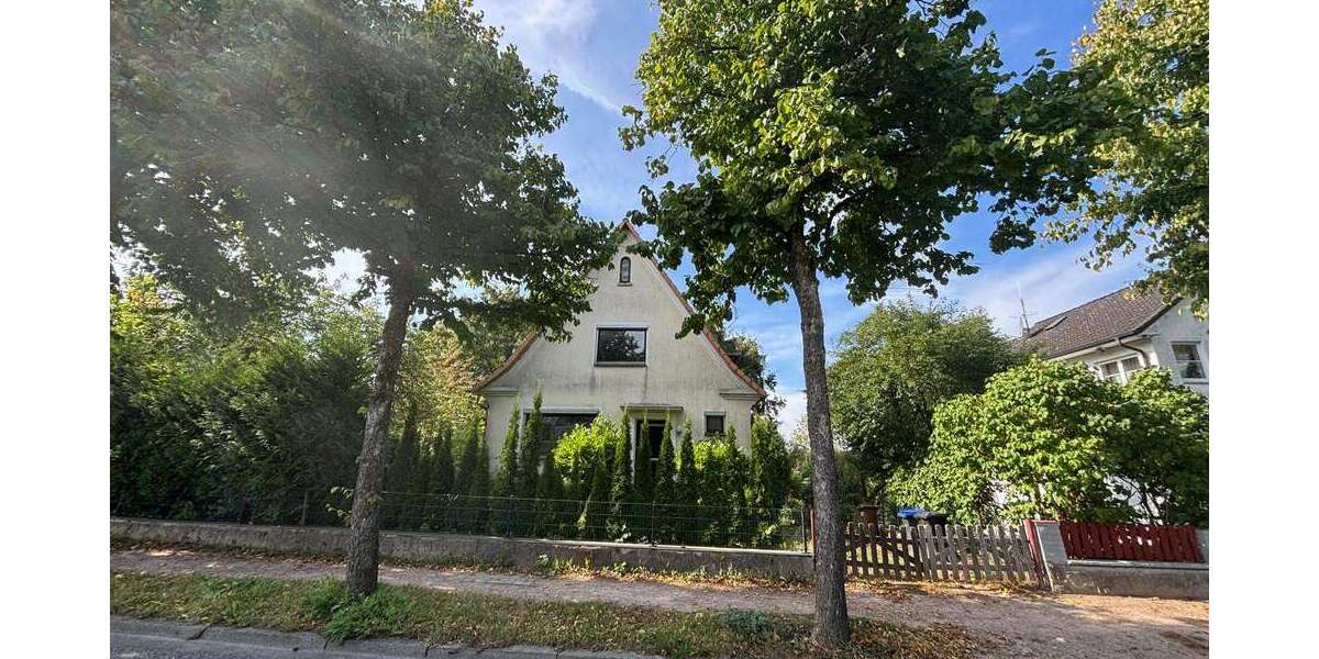 Haus zum Kaufen in Kiel 370.000 € 127 m² 5 zimmer