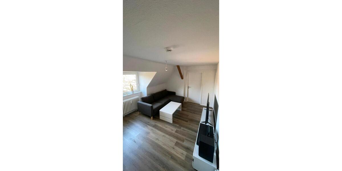Dachgeschoßwohnung Kiel Friedrichsort - 3.5 Zimmer, 72 m&sup2;, 620&euro; | Angebot:26546957