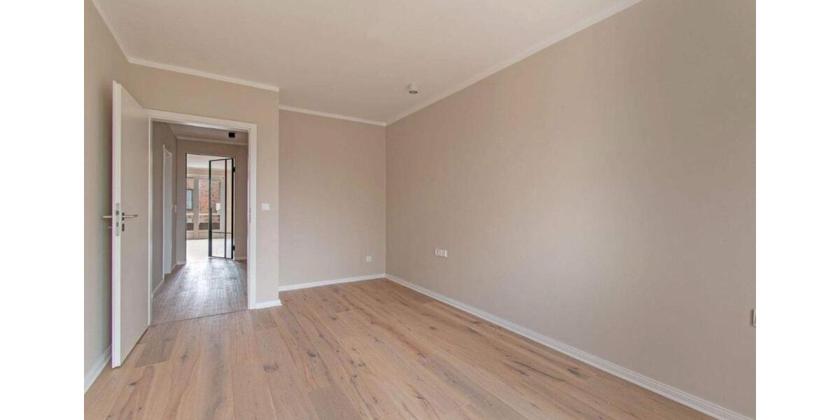 Dachgeschoßwohnung Kiel Ellerbek - 3 Zimmer, 90 m&sup2;, 349.990&euro; | Angebot:25171440