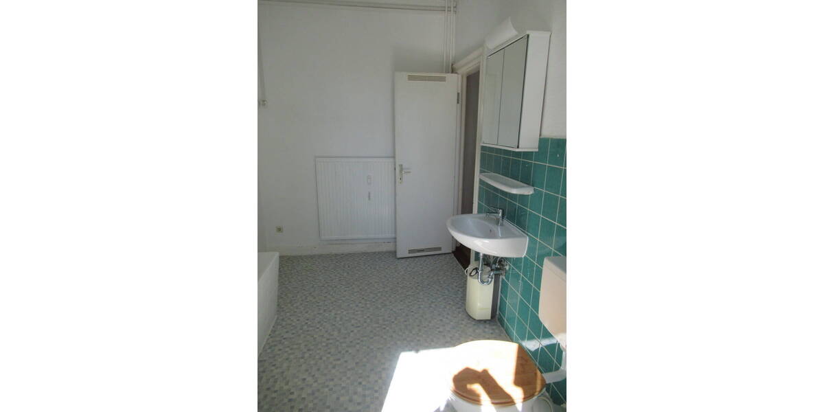 Etagenwohnung Kiel Südfriedhof - 4 Zimmer, 97 m&sup2;, 1.050&euro; | Angebot:26671785