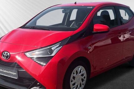 Toyota Aygo (X) 40.750 km 10.250 € Neumünster 24536