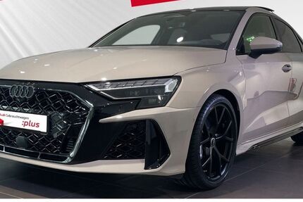 Audi RS3 2.000 km 79.980 &euro; Kiel 24118