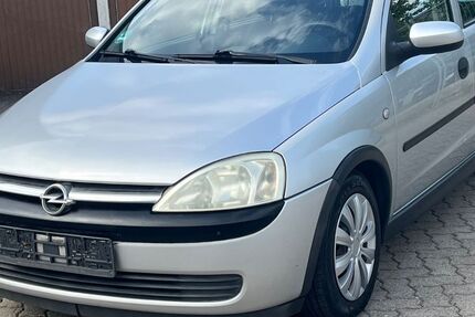 Opel Corsa 182.000 km 1.690 &euro; Kiel 24145
