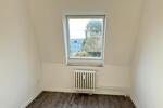 Dachgeschoßwohnung Kiel Neumühlen-Dietrichsdorf - 3.5 Zimmer, 82 m&sup2;, 809&euro; | Angebot:26279442