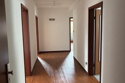 Wohnung Borgstedt - 3 Zimmer, 100 m&sup2;, 850&euro; | Angebot:25285113