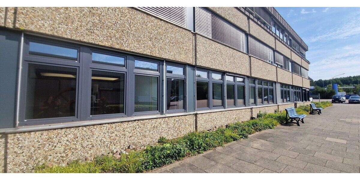 Gewerbeobjekt Kiel Gaarden-Süd - 1 Zimmer, 387 m&sup2;, 3.290&euro; | Angebot:23623669