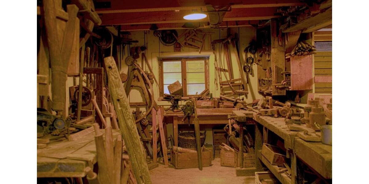 Tischlerei Werkstatt Mitbenutzung Untermiete zimmer