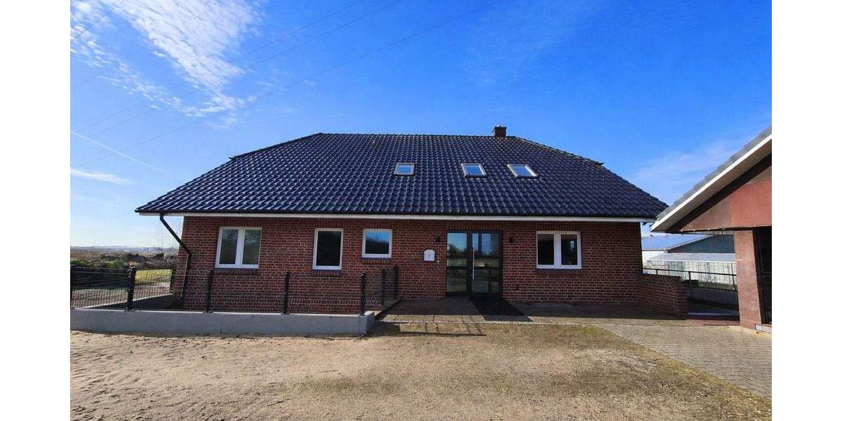 Einfamilienhaus Bornhöved - 7 Zimmer, 276 m&sup2;, 2.295&euro; | Angebot:25672610