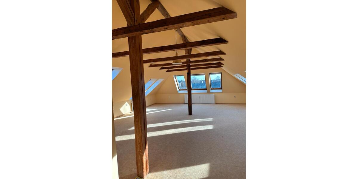 Dachgeschoßwohnung Neumünster - 1 Zimmer, 46 m&sup2;, 620&euro; | Angebot:25171691