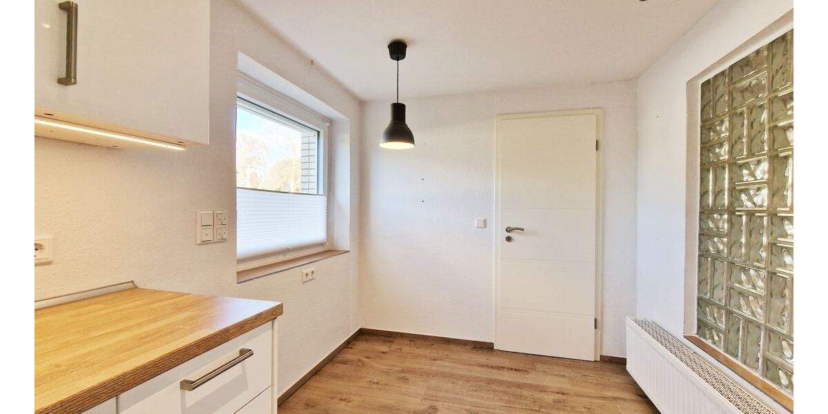 Doppelhaushälfte Neumünster Innenstadt - 4 Zimmer, 89 m&sup2;, 275.000&euro; | Angebot:23977451