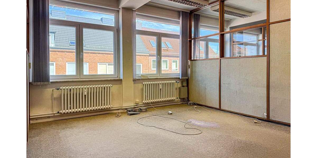 Gewerbeobjekt Kiel Exerzierplatz - 1 Zimmer, 245 m&sup2;, 3.400&euro; | Angebot:24028835