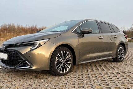 Toyota Corolla 68.000 km 24.500 &euro; Nettelsee 24250