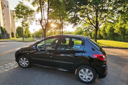 Peugeot 206 176.000 km 2.300 &euro; Kiel 24146