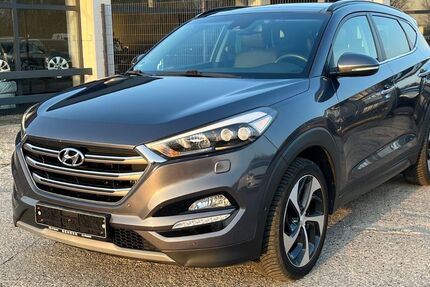 Hyundai TUCSON 79.000 km 17.980 &euro; BLUMENTHAL 24241