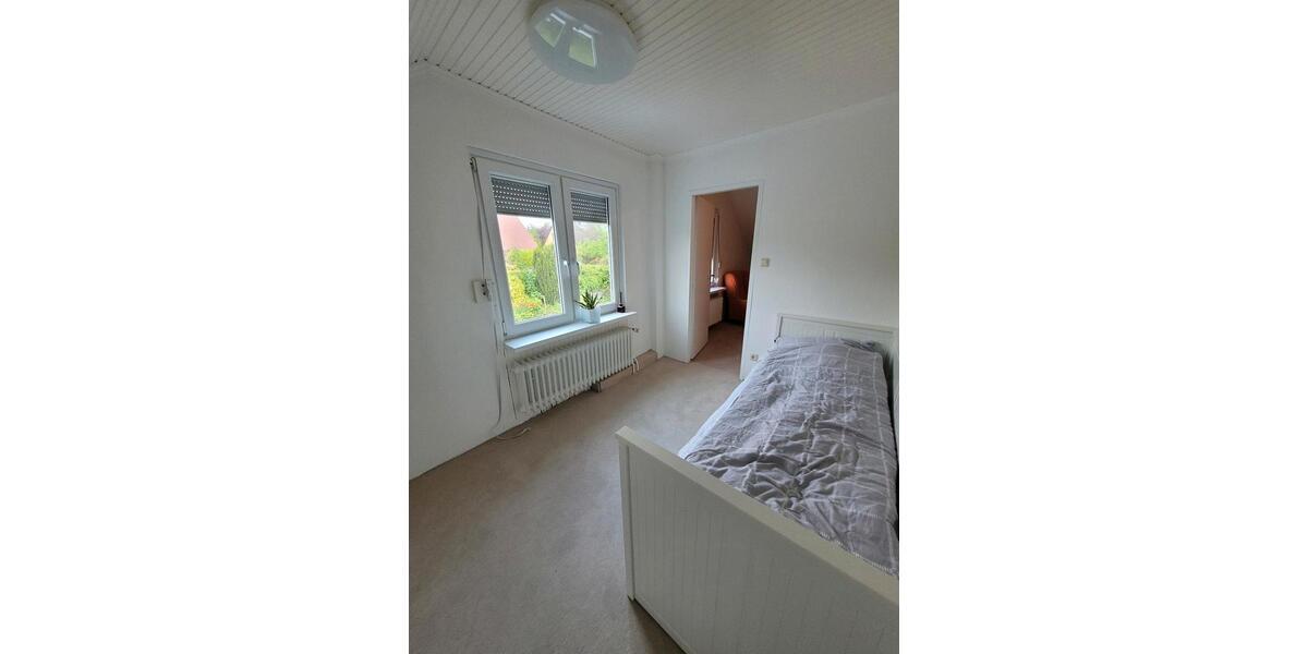 Dachgeschoßwohnung Dänischenhagen - 2 Zimmer, 35 m&sup2;, 480&euro; | Angebot:24375389