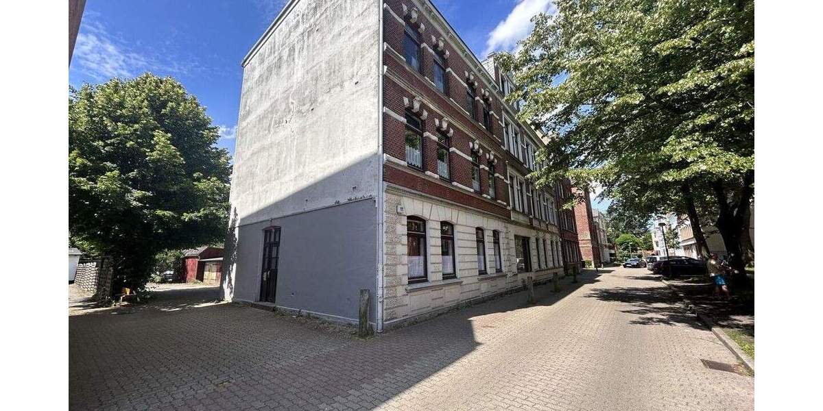 Etagenwohnung Neumünster Innenstadt - 5 Zimmer, 137 m&sup2;, 163.200&euro; | Angebot:23935793