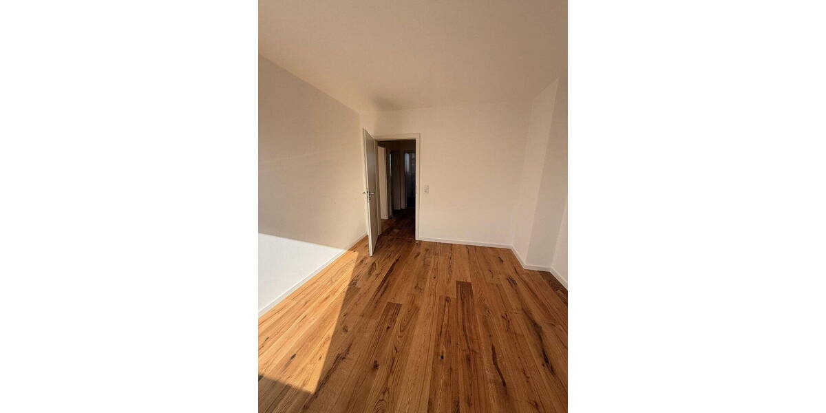 Etagenwohnung Kiel Blücherplatz - 3 Zimmer, 77 m&sup2;, 395.000&euro; | Angebot:26104177