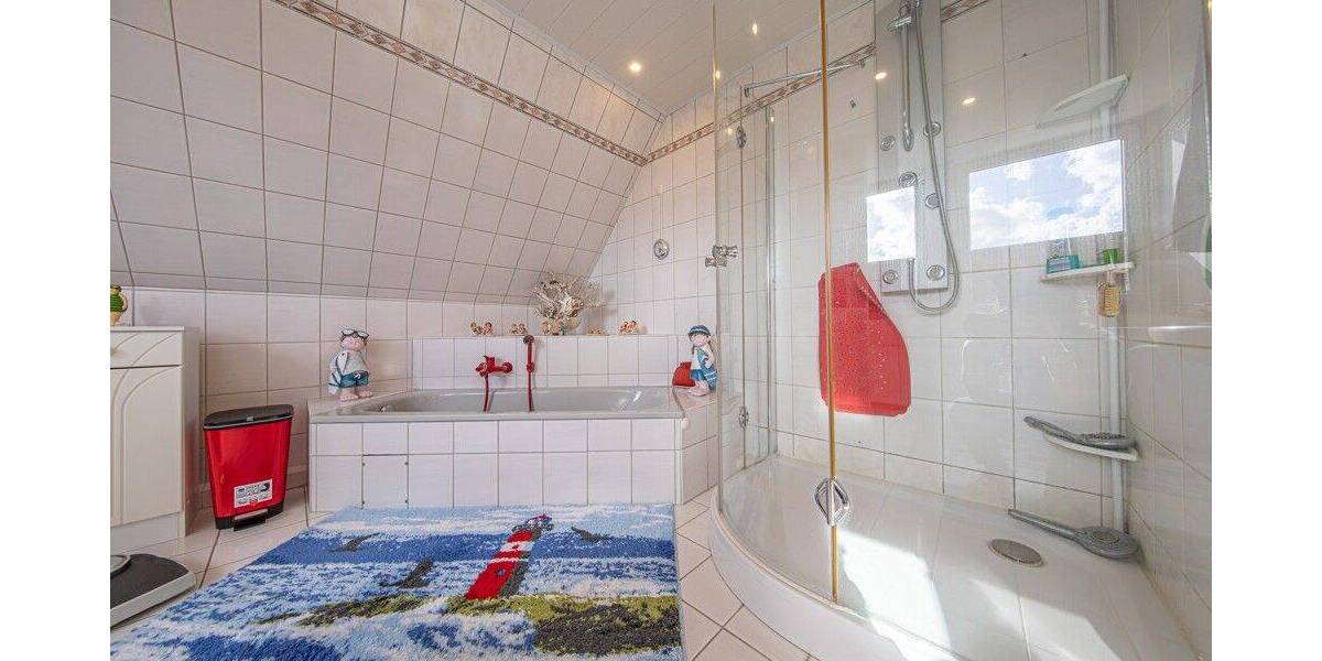 Einfamilienhaus Fiefbergen - 4 Zimmer, 123 m&sup2;, 439.000&euro; | Angebot:26886521