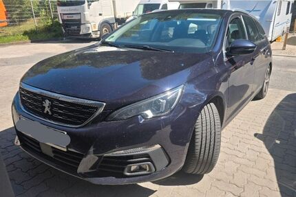 Peugeot 308 168.000 km 7.200 &euro; NEUMÜNSTER 24534
