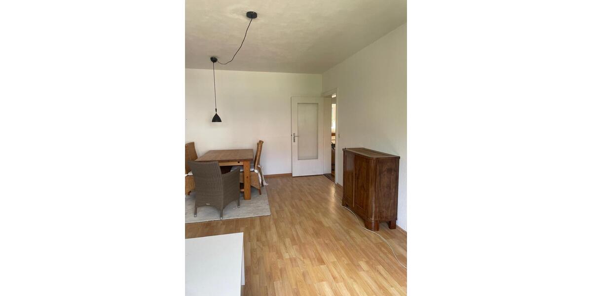 Etagenwohnung Kiel Ravensberg - 4 Zimmer, 90 m&sup2;, 1.200&euro; | Angebot:25270667