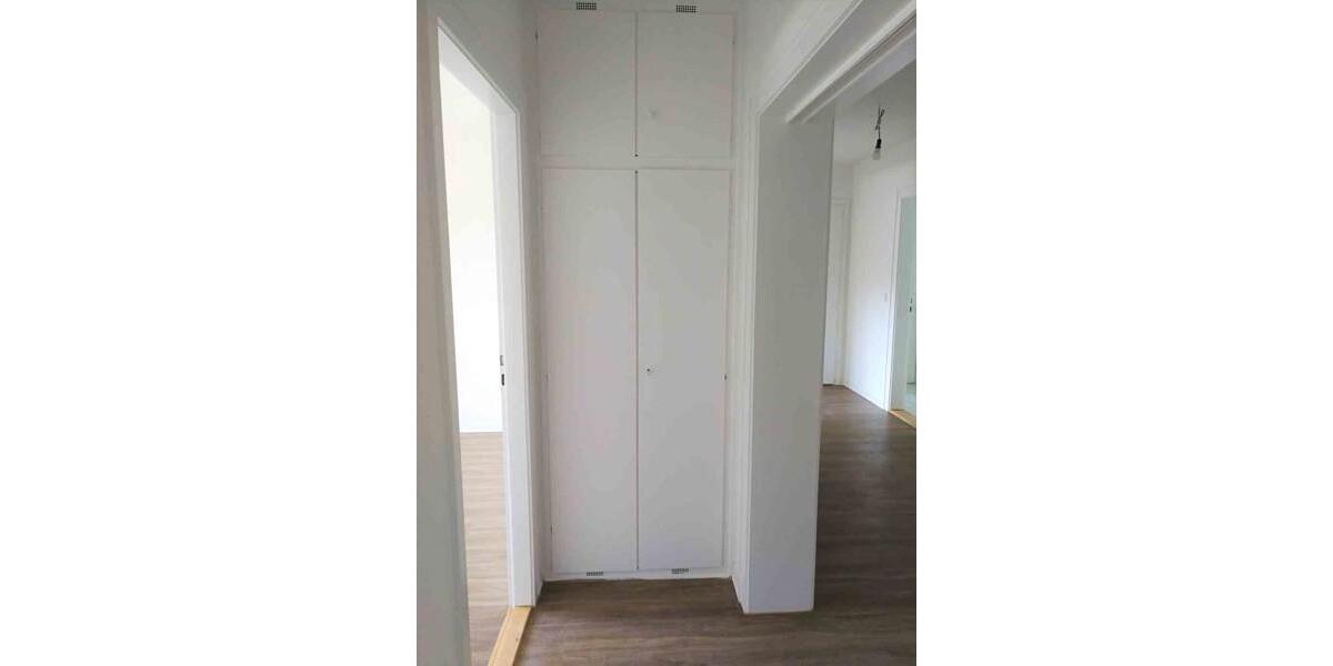 Etagenwohnung Quarnbek - 4 Zimmer, 107 m&sup2;, 1.177&euro; | Angebot:26619503
