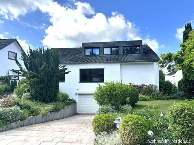Einfamilienhaus Altenholz - 8 Zimmer, 190 m&sup2;, 895.000&euro; | Angebot:25985560