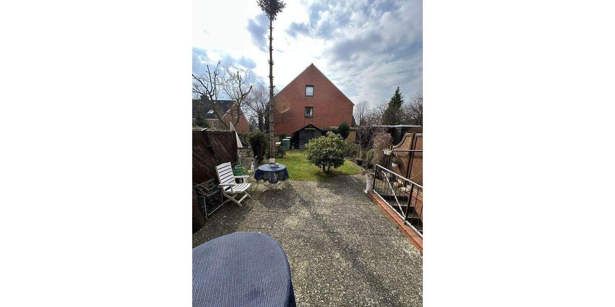 Reihenmittelhaus Kiel Russee - 5 Zimmer, 127 m&sup2;, 380.000&euro; | Angebot:24843793