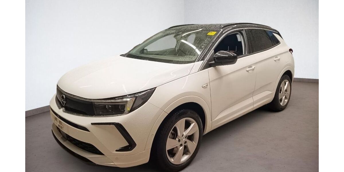 Opel Grandland (X) 38.730 km 24.980 &euro; Kiel 24107