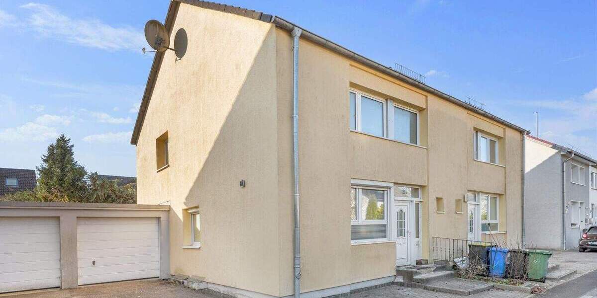 Doppelhaushälfte Neumünster Böcklersiedlung - 4 Zimmer, 100 m&sup2;, 170.000&euro; | Angebot:25427593