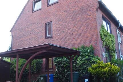 Haus Neumünster - 4 Zimmer, 103 m&sup2;, 1.250&euro; | Angebot:25906568