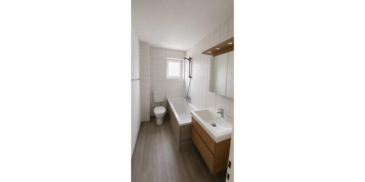 Etagenwohnung Kiel Neumühlen-Dietrichsdorf - 3 Zimmer, 76 m&sup2;, 189.000&euro; | Angebot:27157517