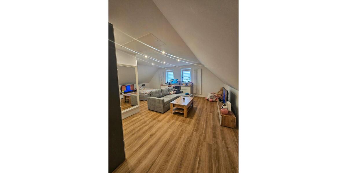 Reihenhaus Neumünster Böcklersiedlung - 4.5 Zimmer, 152 m&sup2;, 280.000&euro; | Angebot:26024236