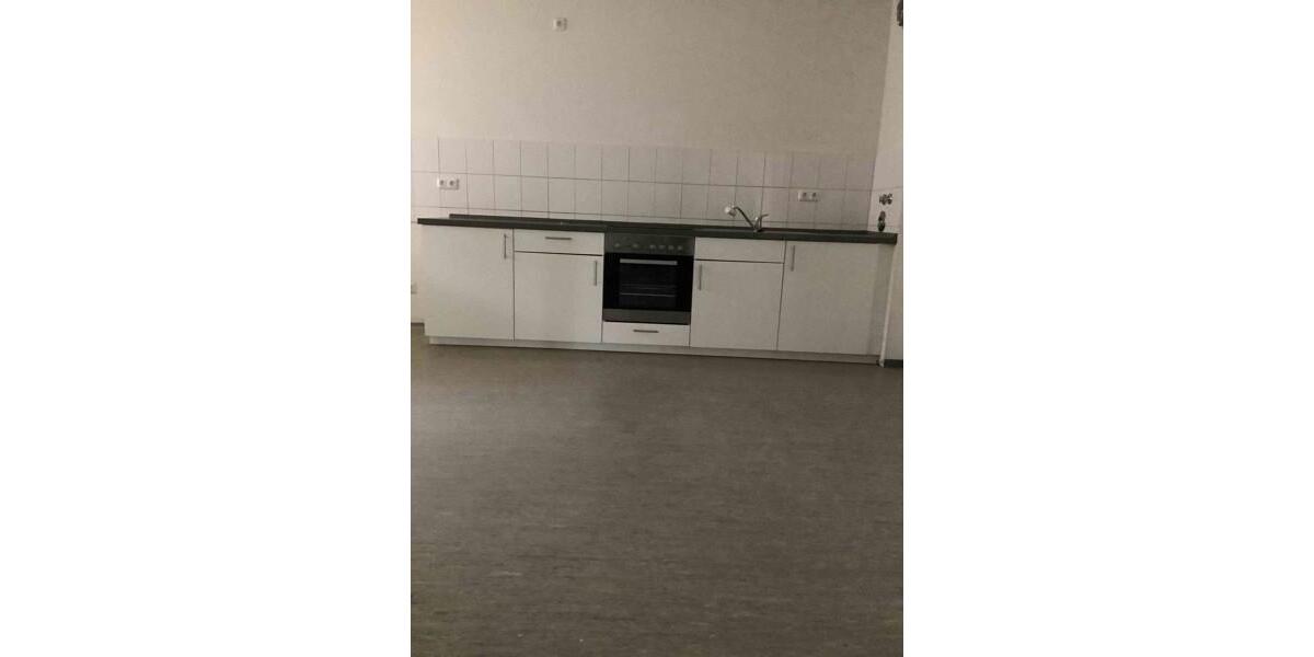 Dachgeschoßwohnung Kiel Gaarden-Ost - 3.5 Zimmer, 88 m&sup2;, 784&euro; | Angebot:26096396