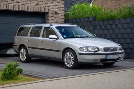 Volvo V70 268.000 km 4.275 € Laboe 24235
