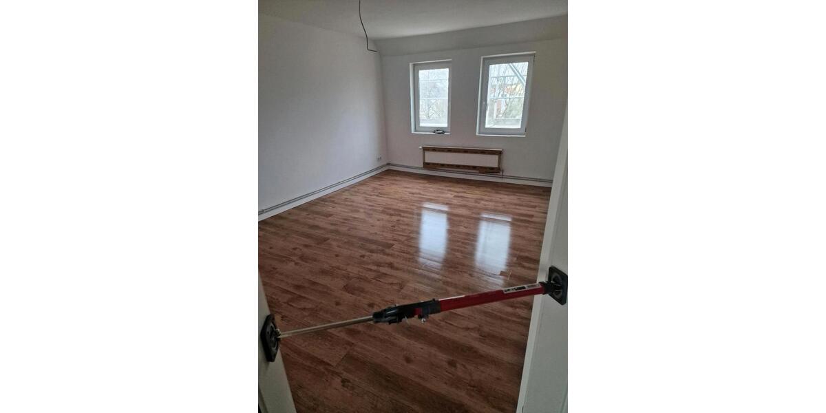 Etagenwohnung Neumünster Böcklersiedlung - 4 Zimmer, 100 m&sup2;, 1.550&euro; | Angebot:25472630