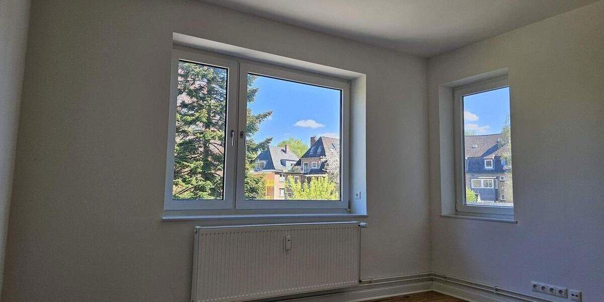 schöne, modernisierte 3 Zimmer Altbauwohnung mit Balkon 3 zimmer