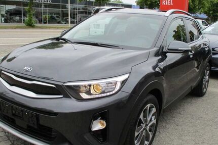 Kia Stonic 57.000 km 13.980 &euro; Kiel-Kronshagen 24119