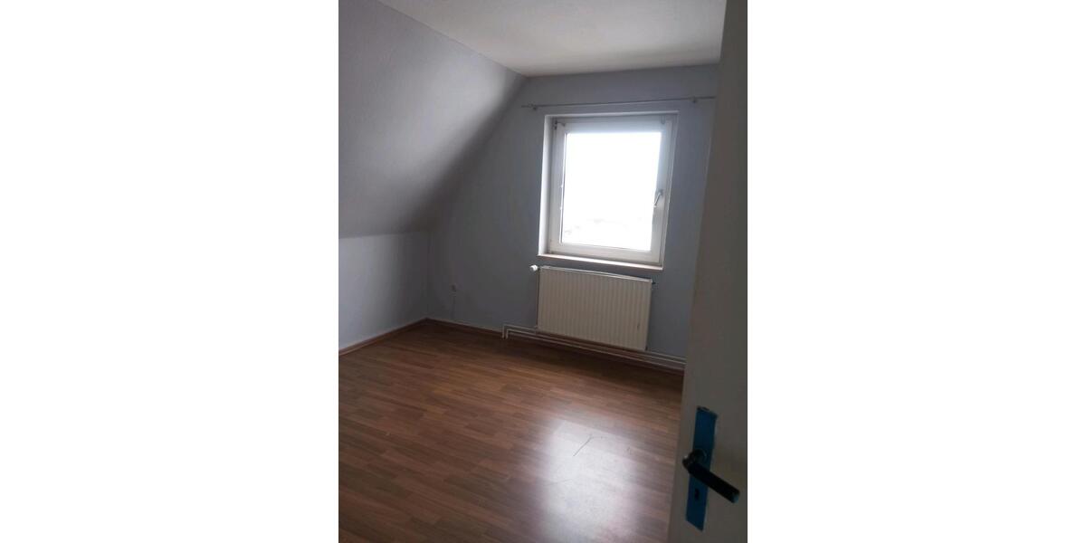 Dachgeschoßwohnung Laboe - 3 Zimmer, 70 m&sup2;, 950&euro; | Angebot:24859282