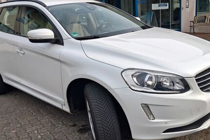 Volvo XC60 163.000 km 12.450 &euro; Neumünster 24537