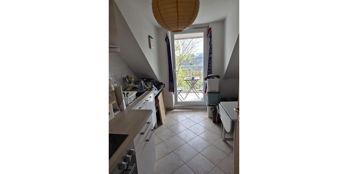 Dachgeschoßwohnung Kiel Blücherplatz - 2 Zimmer, 47 m&sup2;, 745&euro; | Angebot:26637406