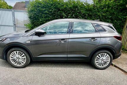 Opel Grandland (X) 62.000 km 13.500 &euro; Kiel 24145