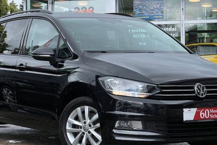 VW Touran 95.000 km 16.990 € Kiel 24107