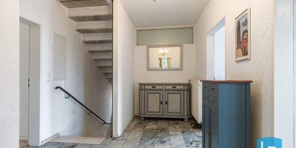 Mehrfamilienhaus, Wohnhaus Kiel Ellerbek - 9 Zimmer, 161 m&sup2;, 439.000&euro; | Angebot:24531866