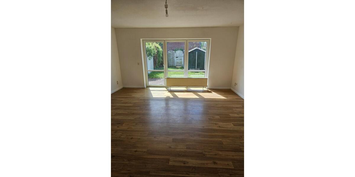 Reihenhaus Bordesholm - 6 Zimmer, 127 m&sup2;, 329.000&euro; | Angebot:26490959