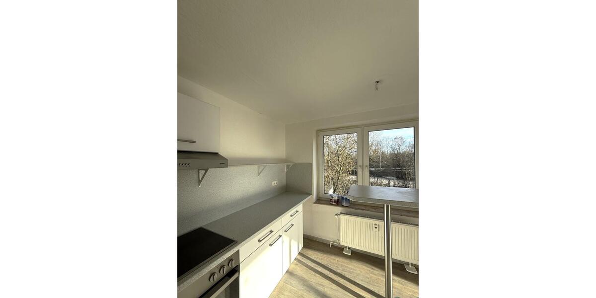 Dachgeschoßwohnung Kiel Ellerbek - 3 Zimmer, 70 m&sup2;, 899&euro; | Angebot:25319288