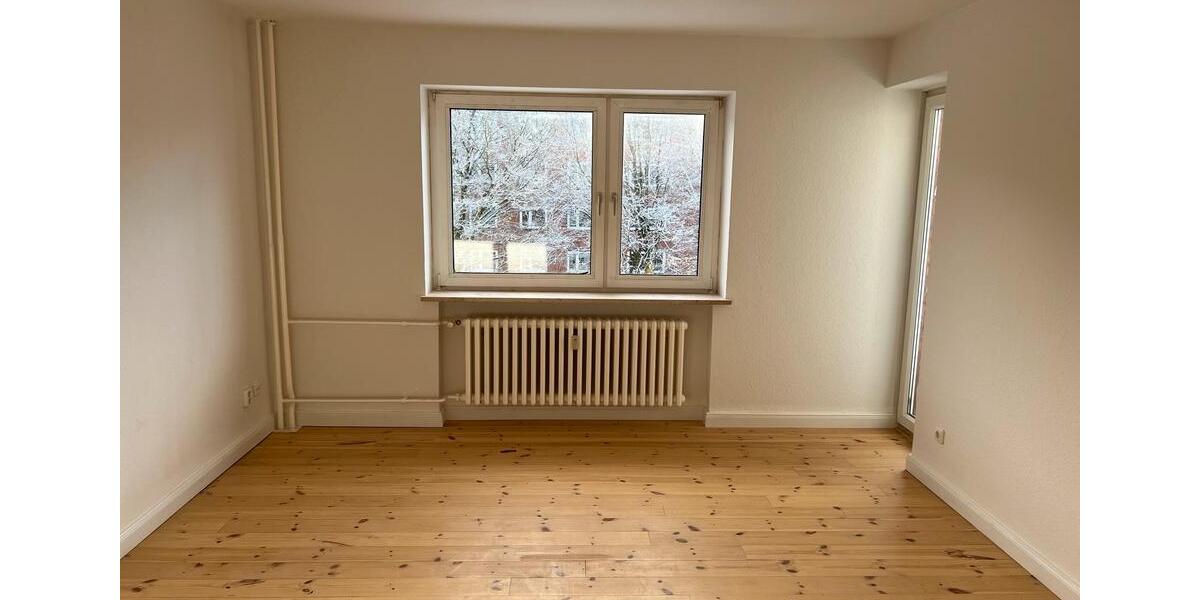 Etagenwohnung Kiel Neumühlen-Dietrichsdorf - 4 Zimmer, 82 m&sup2;, 763&euro; | Angebot:26238999