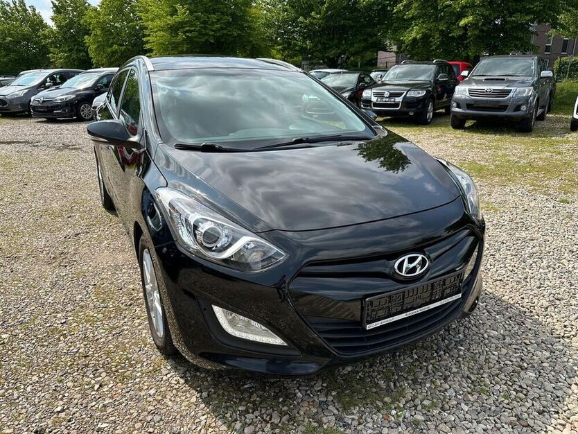 i30